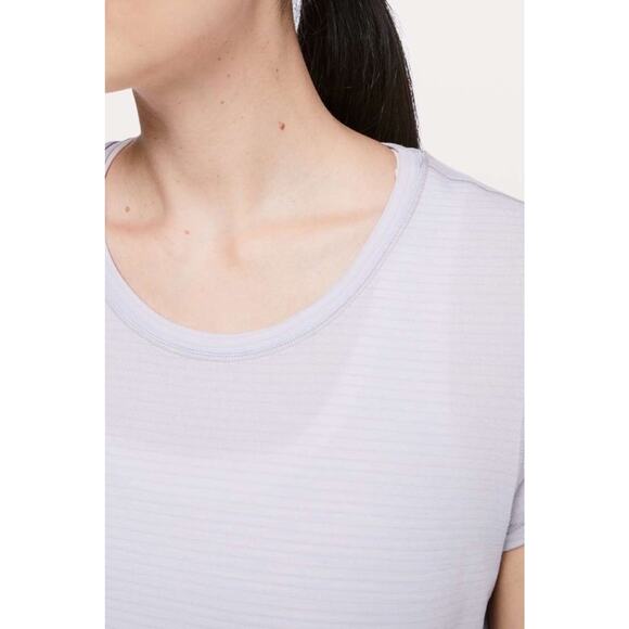 Lululemon Women’s Another Mile SS Tee In Heathered Sheer Lilac Size 4 - Picture 3 of 11